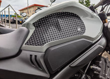 Eazi-Grip Clear Tank Grips EVO for Honda CB 650 R / CBR 650 R 2019-2025