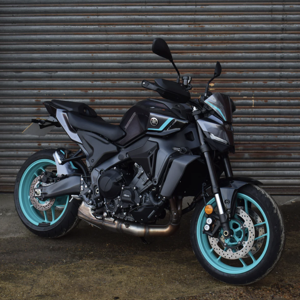 Pyramid Front Infill Panels Matte Black for Yamaha MT-09 '24+