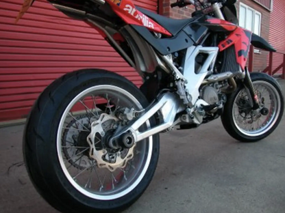 R&G Swingarm Protectors for Aprilia Dorsoduro 750 2008