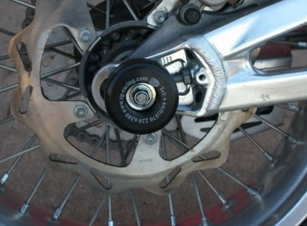R&G Swingarm Protectors for Aprilia Dorsoduro 750 2008