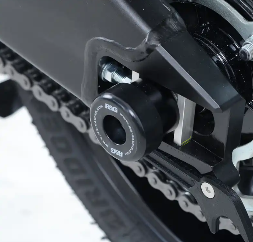 R&G Swingarm Protectors for Yamaha YZF-R1 '09- / YZF-R1M ’15- / YZF-R6 '06-'17